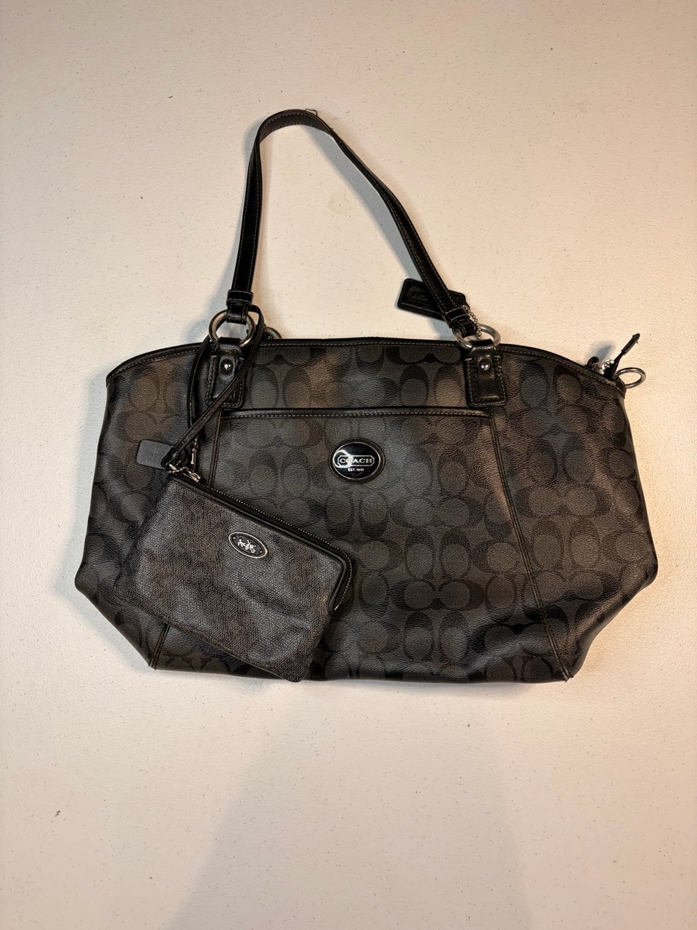 Coach Signature Black Jacquard Tote Shoulder Bag with Matching Wristlet